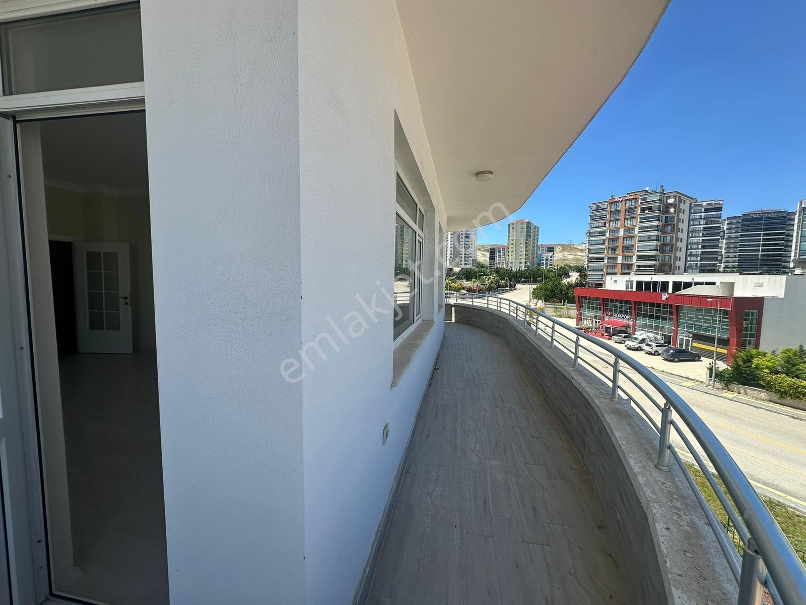 Bağlıca Kiralık Bulvar Üzeri Ara Kat 3+1 Daire - Görsel 17