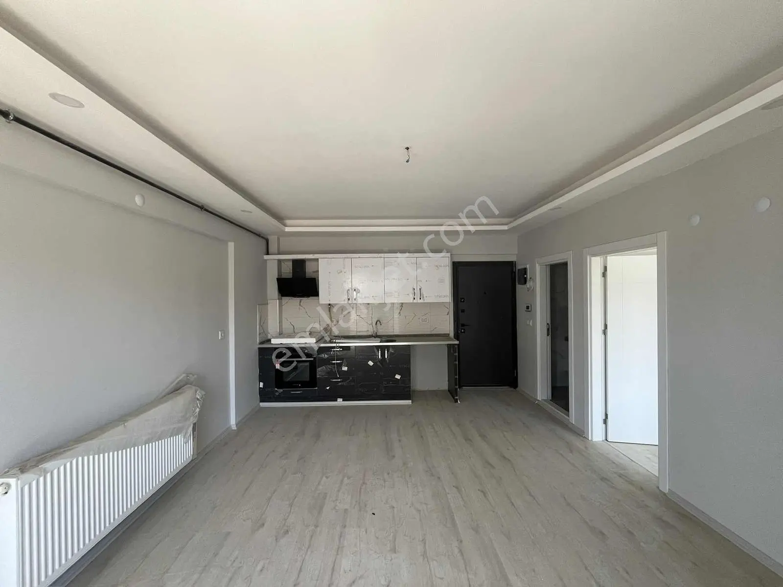 Seyrek'te Havuzlu Site'de 1+1 Eşyasız Kiralık Daire - Görsel 3