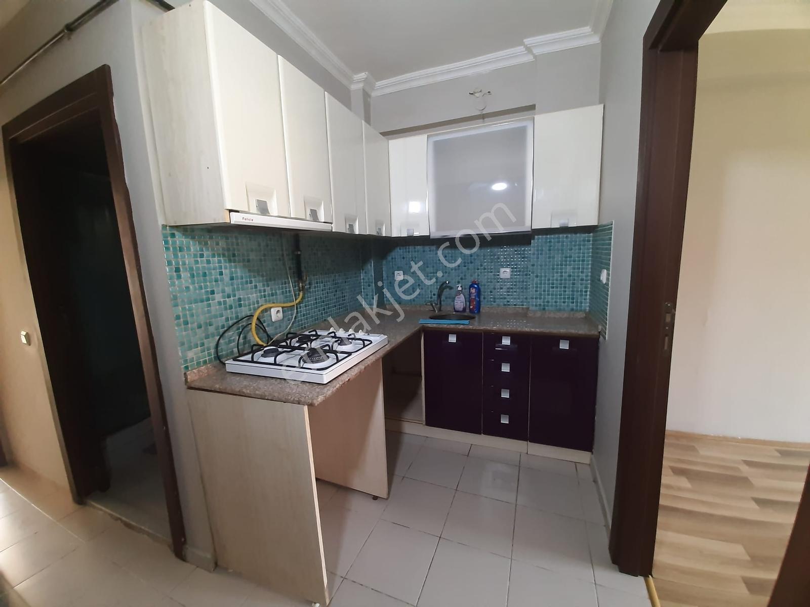 Kurtuluş Mah.bakımlı -arakat 2+0 Kiralık Daire - Görsel 16