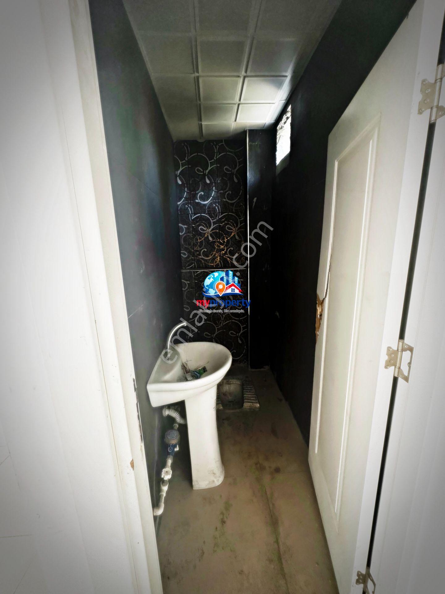 Halkkent Cadde Üzeri 500m² Geniş Cepheli Kurumsala Uygun Kiralık - Görsel 3