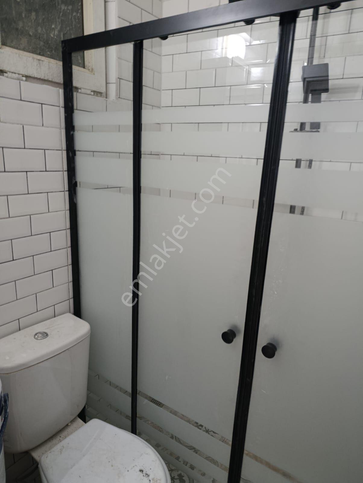 Canyapı'dan Çarşı Merkezde Mobilyacılar Çarşısında 2+0 Tadilatlı Satılık Daire - Görsel 9