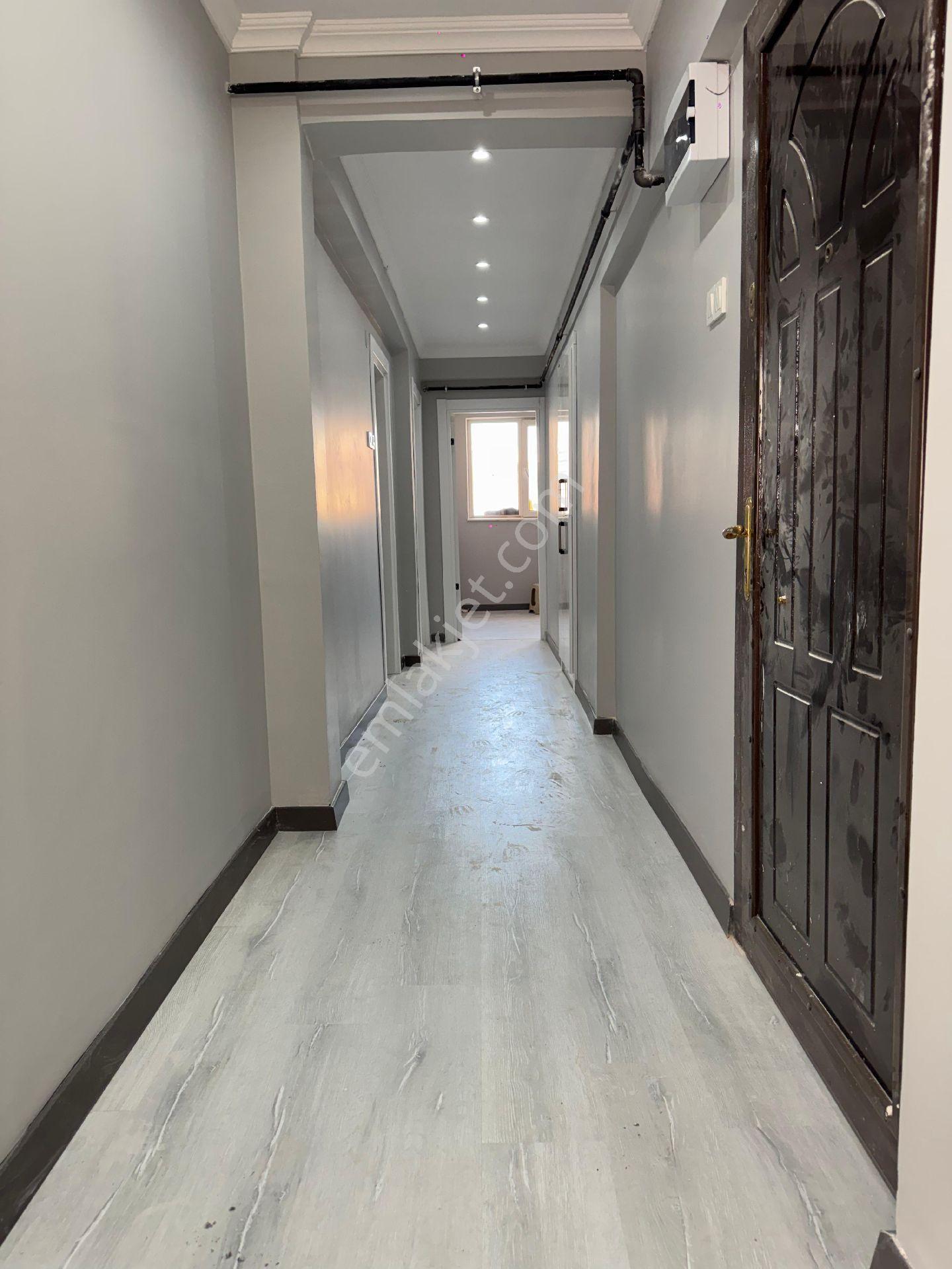 Canyapı'dan Çarşı Merkezde Mobilyacılar Çarşısında 2+0 Tadilatlı Satılık Daire - Görsel 7