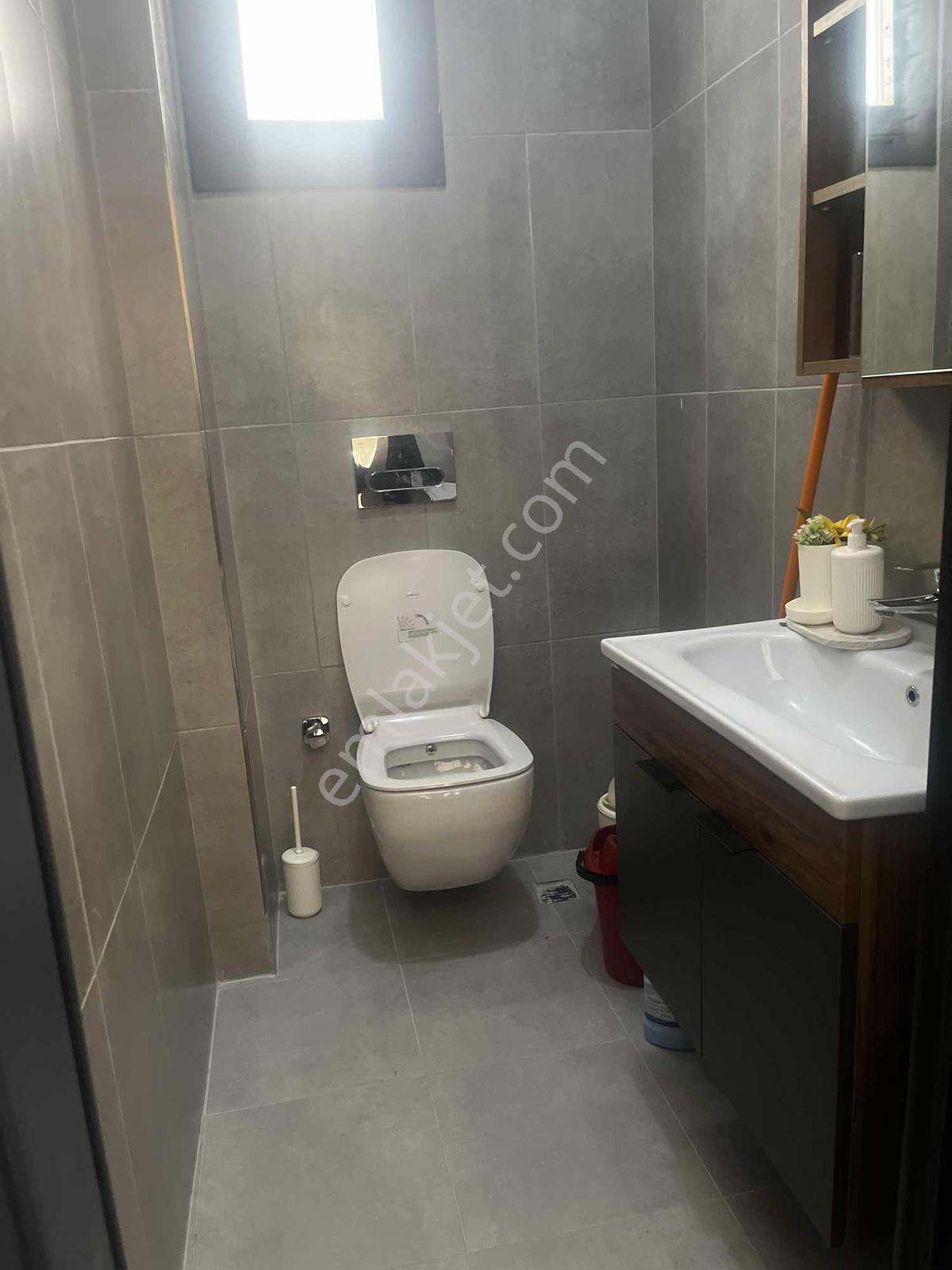 Belediye Karşısı Donanımlı İş Merkezinde Güzellik Salonu - Görsel 2