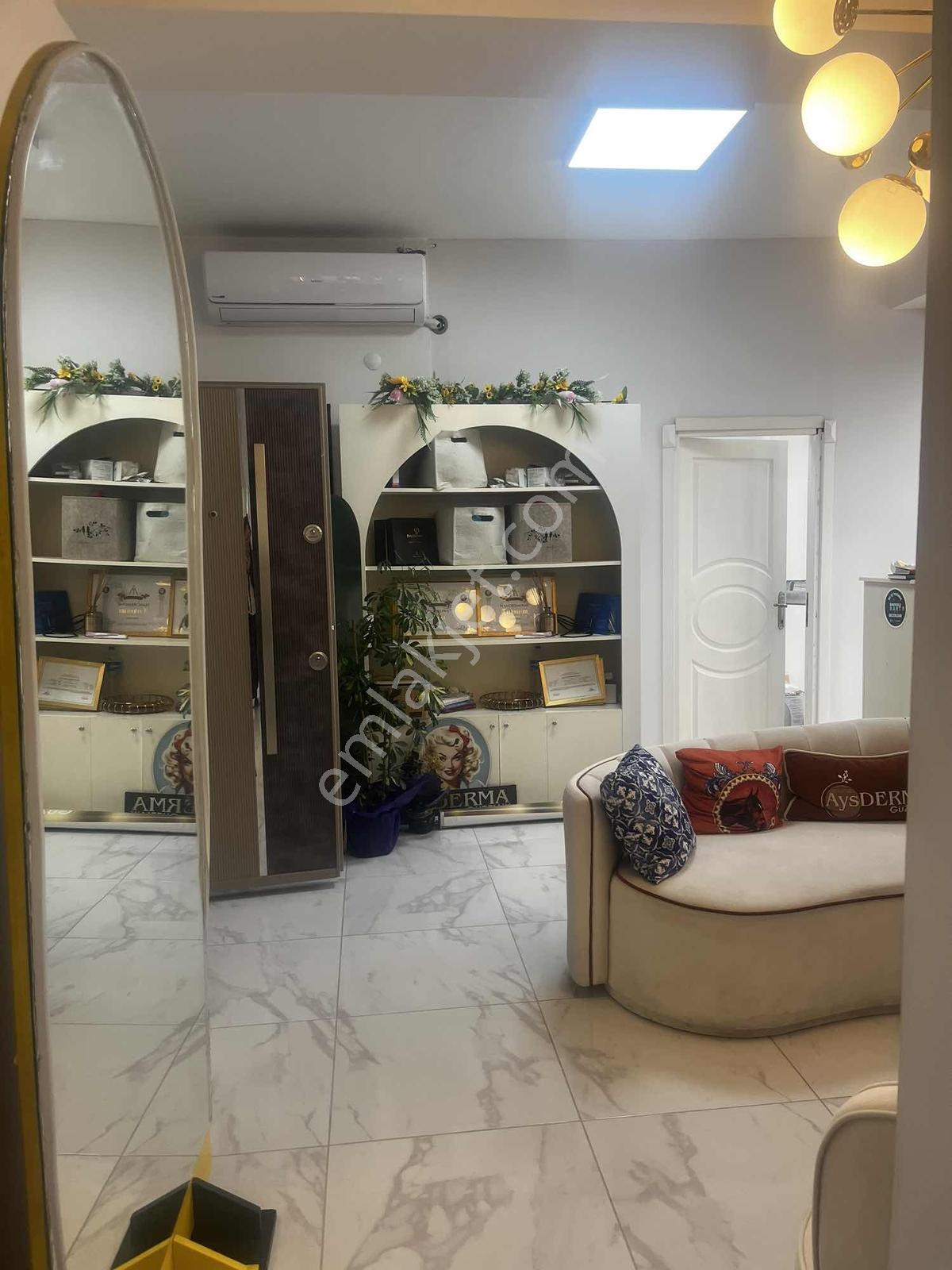 Belediye Karşısı Donanımlı İş Merkezinde Güzellik Salonu - Görsel 3
