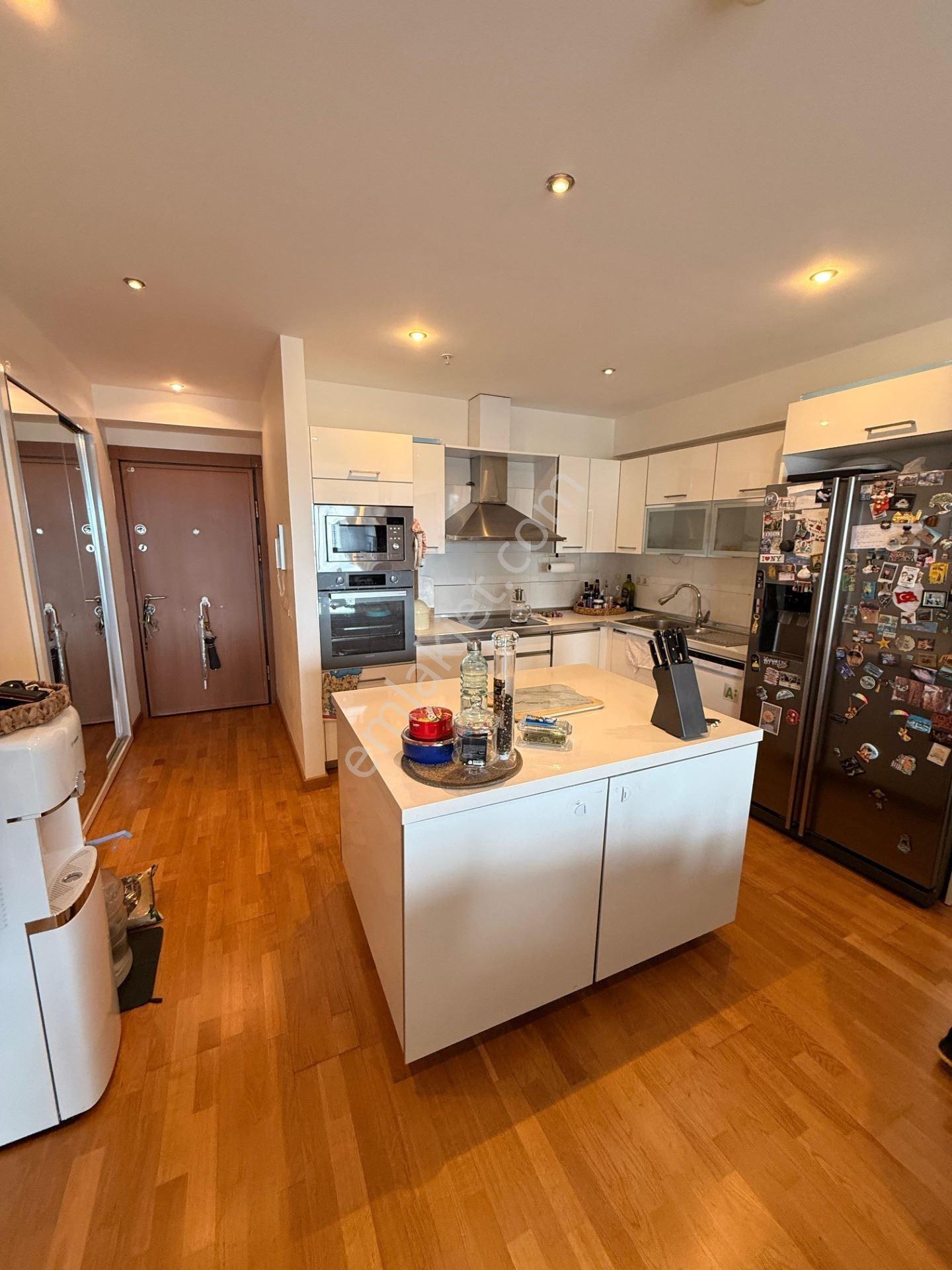 Ataşehir Buz Residence'da Deniz Manzaralı 3+1 Satılık Daire - Görsel 6