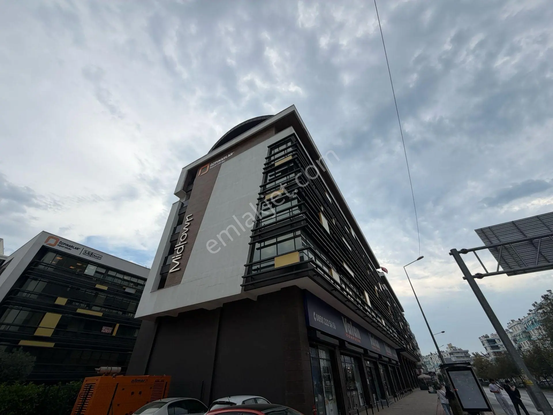 Mevlana Cd. Özpınarlar Midtown 'da Kurumsal Kiracılı 200 M² Ofis - Görsel 4