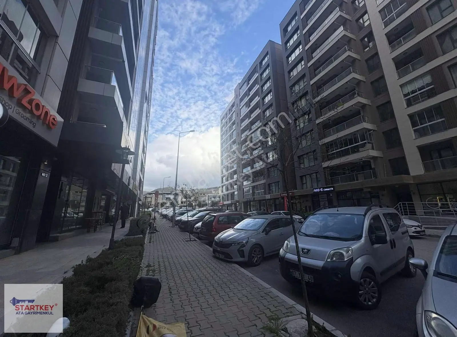 Karşıyaka Örnekköy'de Merkezi Konumda Kiralık Ofis - Görsel 5