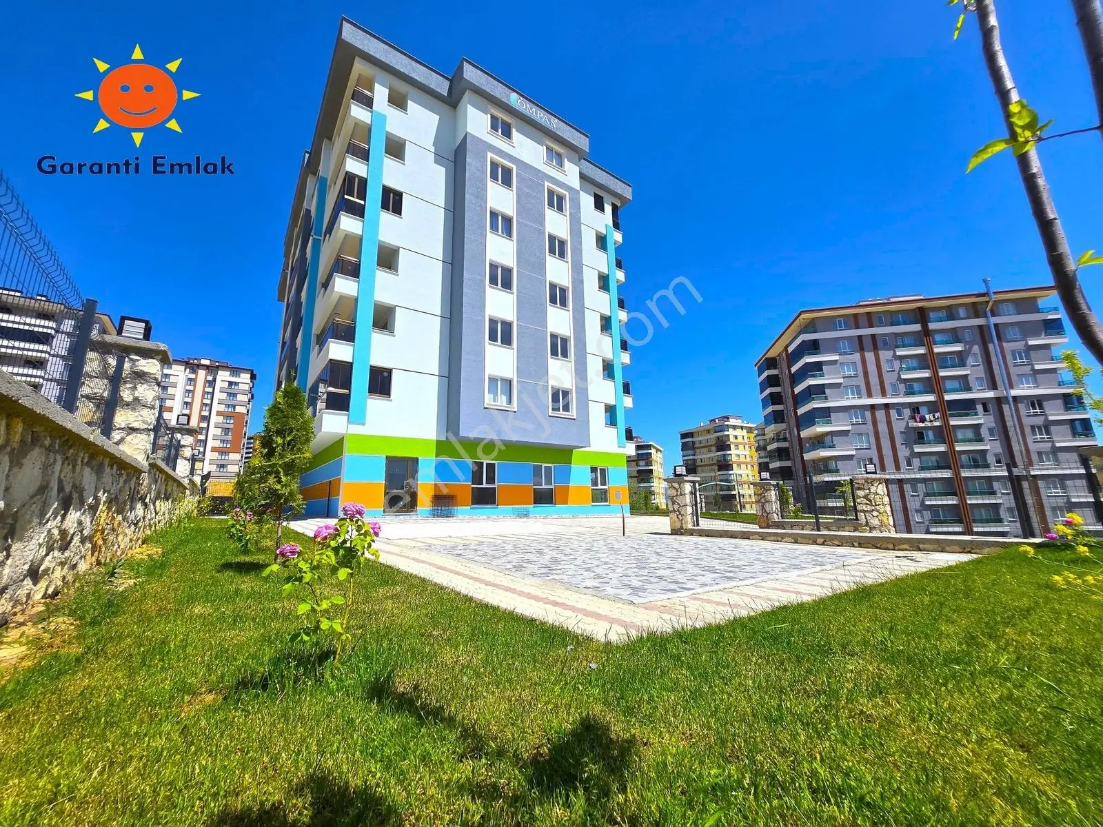 Garanti Emlak'tan - Turkuaz Sitesi'nde - Oturuma Hazır 2+1 Daire