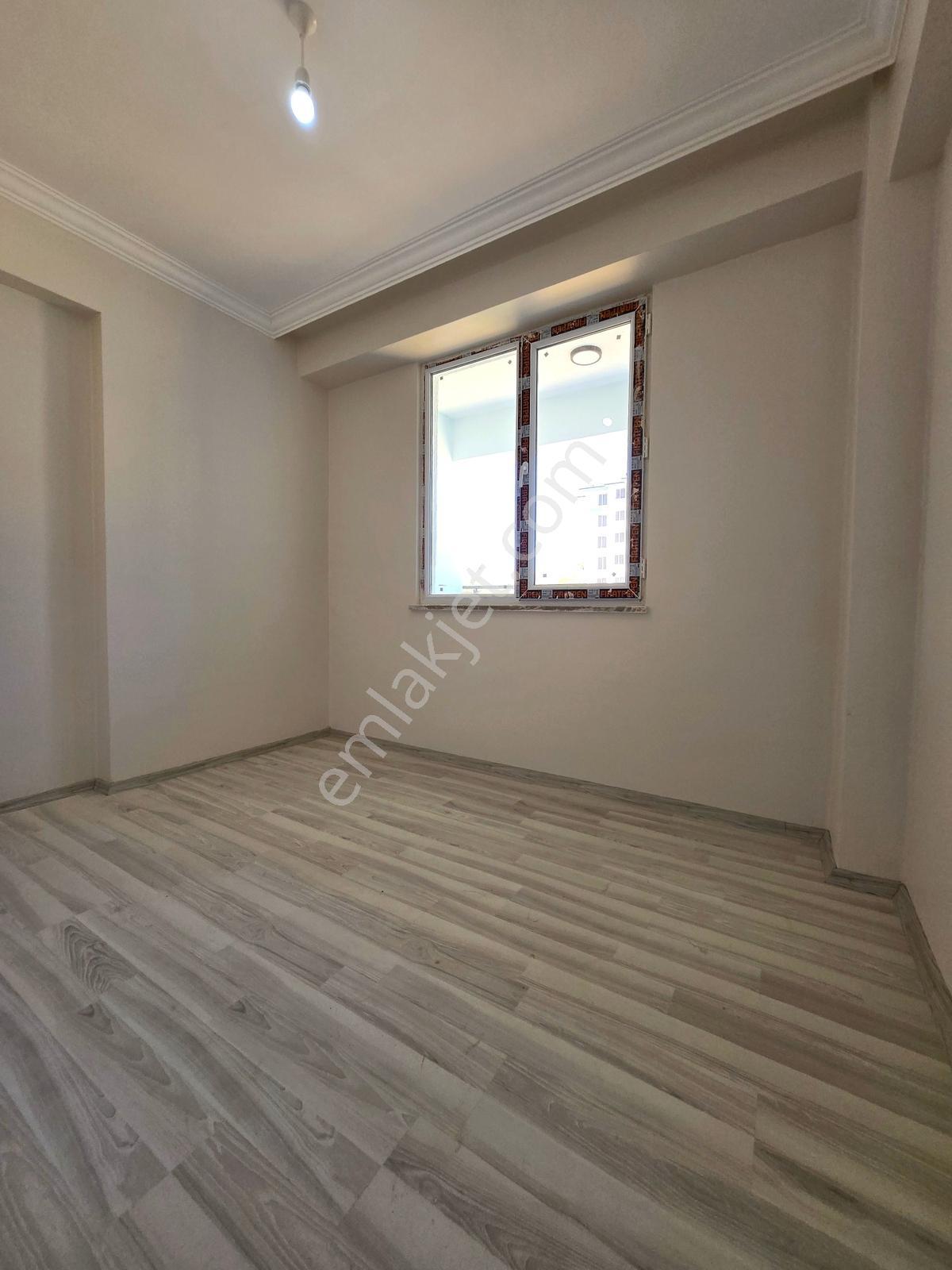 Garanti Emlak'tan - Turkuaz Sitesi'nde - Oturuma Hazır 2+1 Daire - Görsel 33