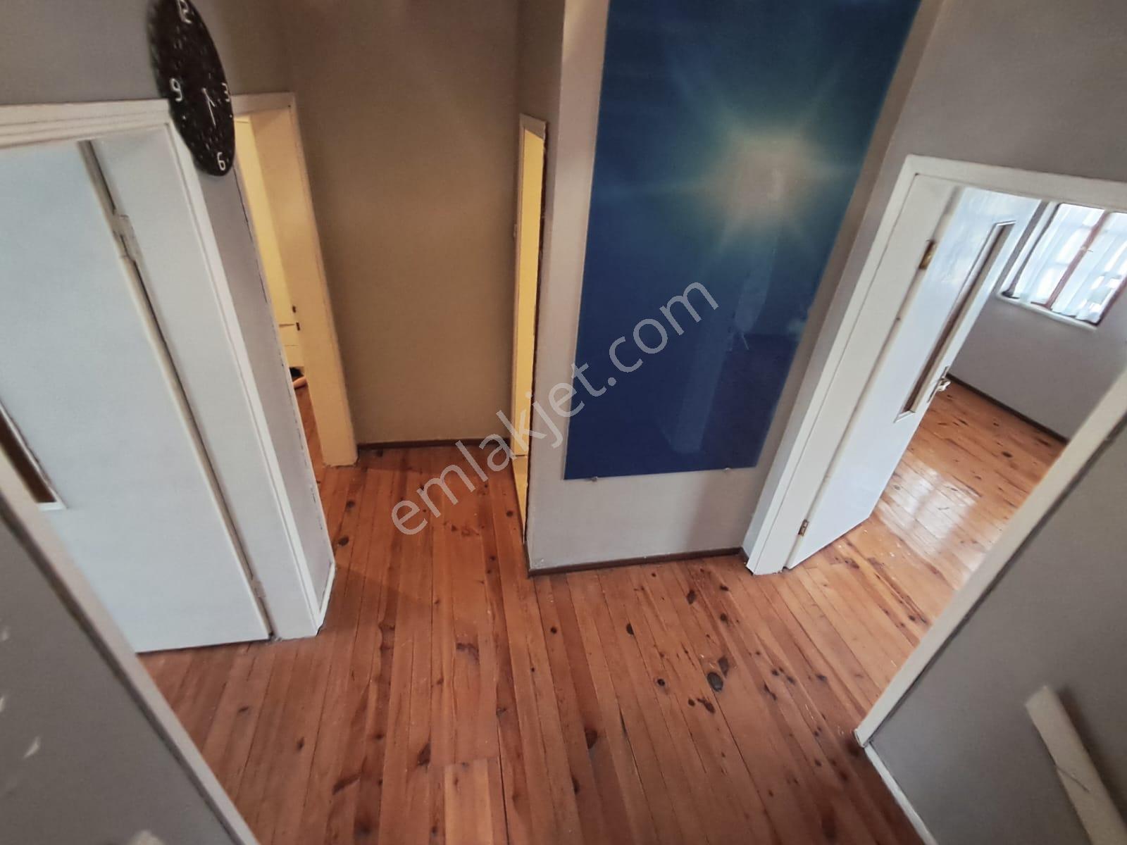 Kocaali'de Havuz Manzaralı Ve Bahçeli 5+2 Satılık Villa - Görsel 7