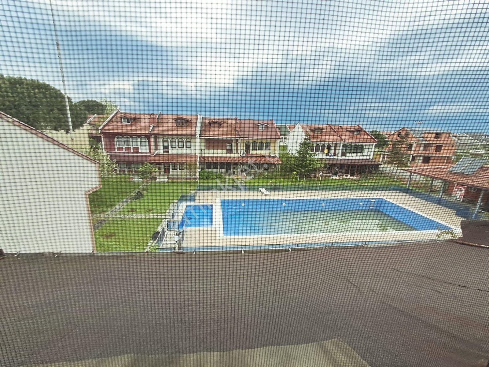 Kocaali'de Havuz Manzaralı Ve Bahçeli 5+2 Satılık Villa - Görsel 22