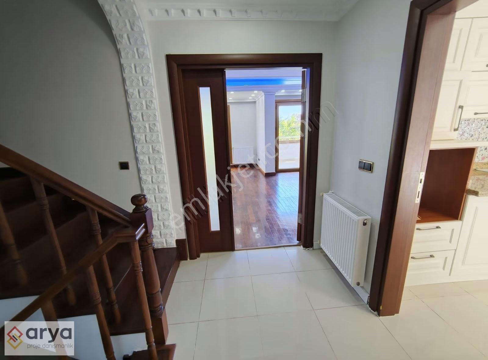 Pendik Kurtköy Çamlık Mahallesin'de Manzaralı Lüks Villa - Görsel 6