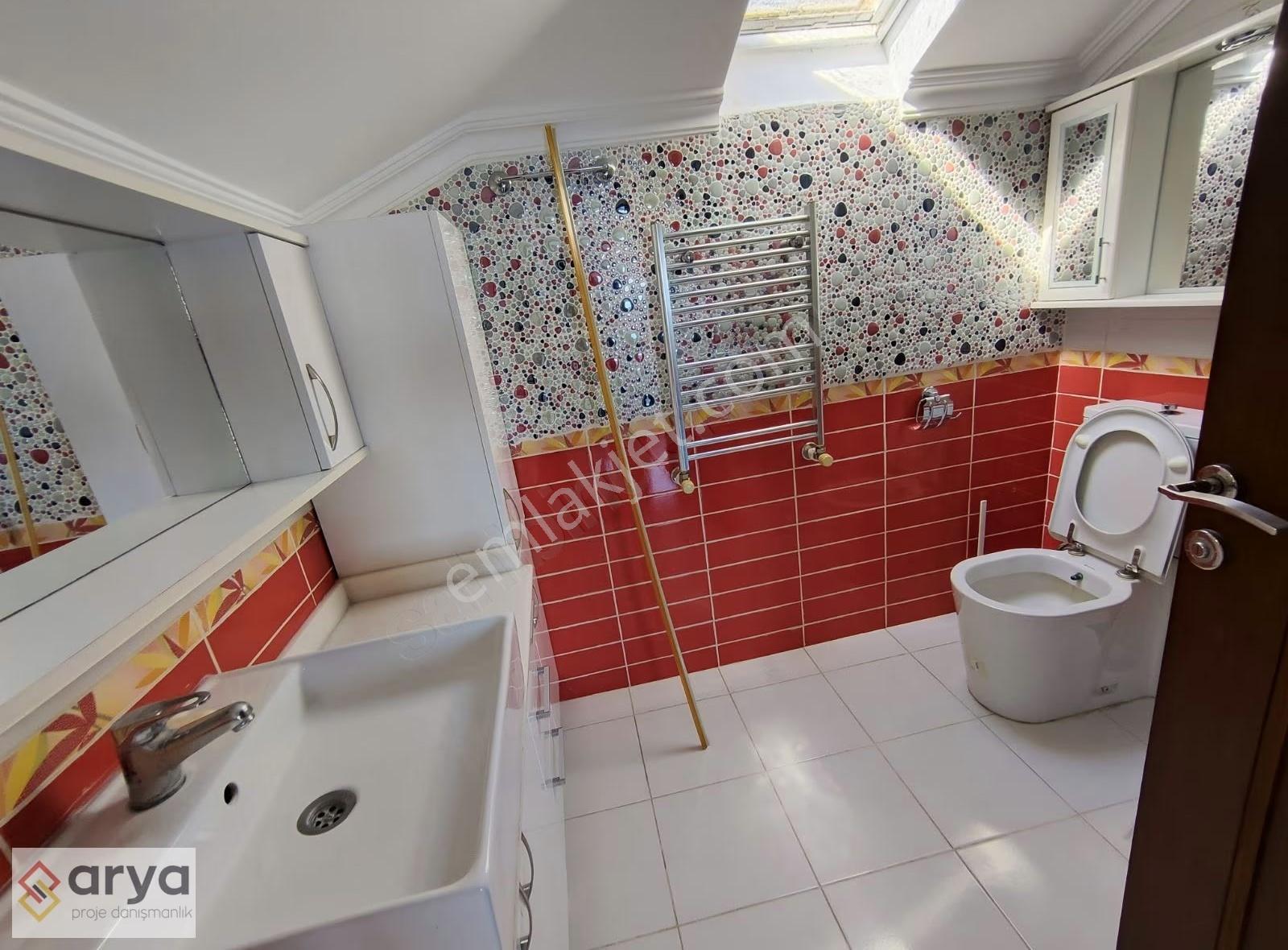 Pendik Kurtköy Çamlık Mahallesin'de Manzaralı Lüks Villa - Görsel 13