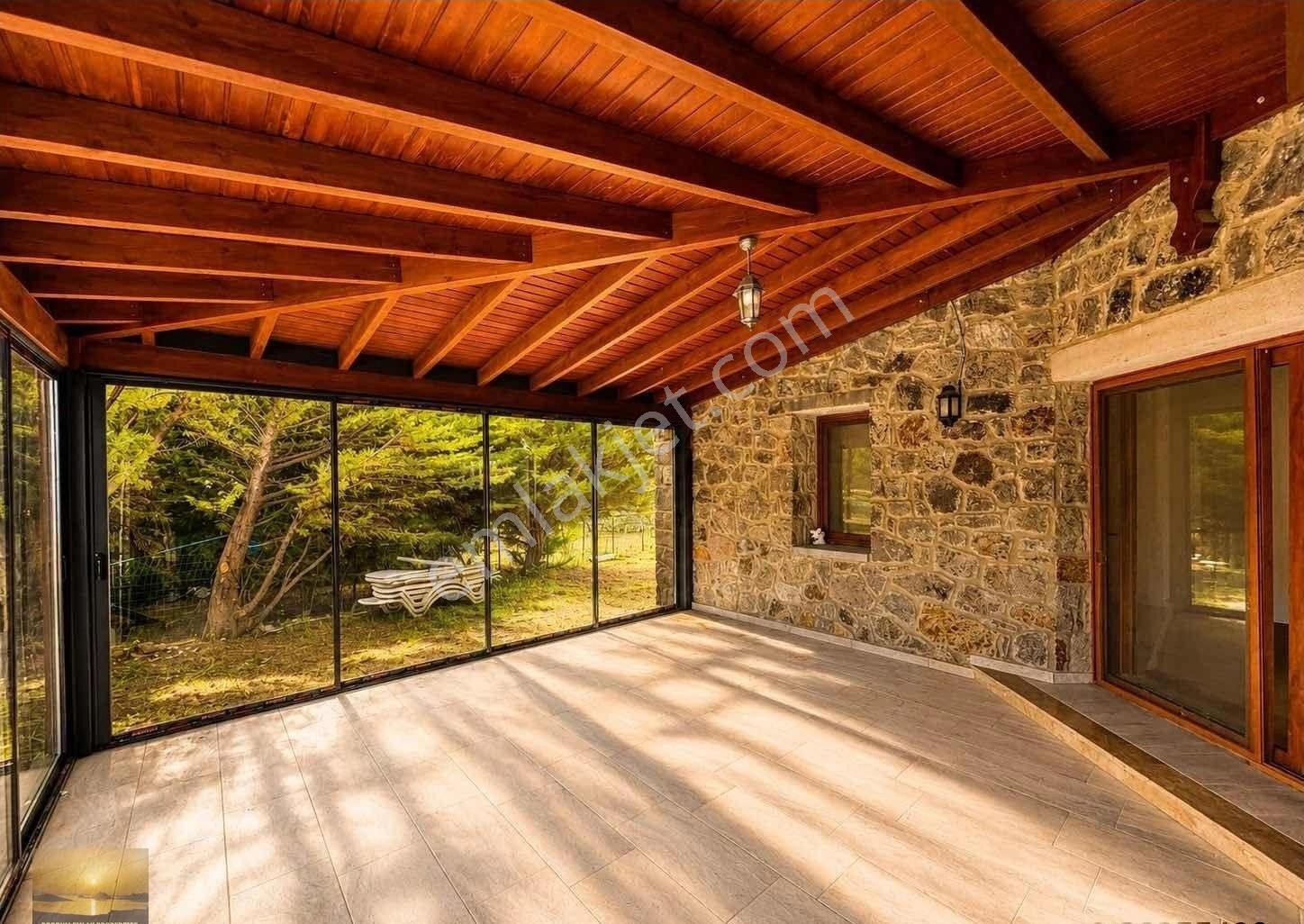 Müstakil Taş Ev Düzayak Konumlu 500 M2 Arsa İçinde Ortak Havuzlu - Görsel 7