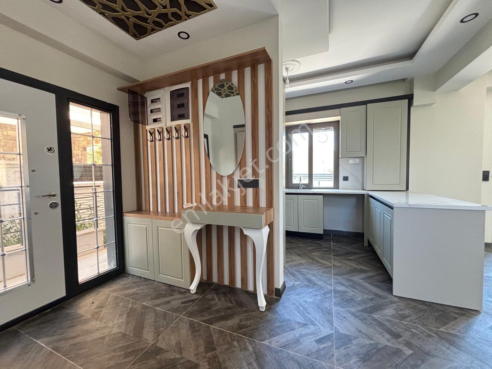 ▀▄mera Emlaktan Kadıköy Mah. Tam Müstakil Havuzlu Lüks 3+1 Villa - Görsel 25