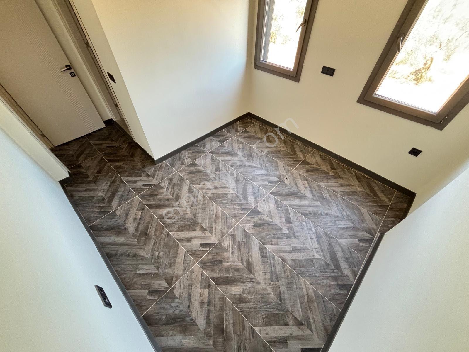 ▀▄mera Emlaktan Kadıköy Mah. Tam Müstakil Havuzlu Lüks 3+1 Villa - Görsel 18