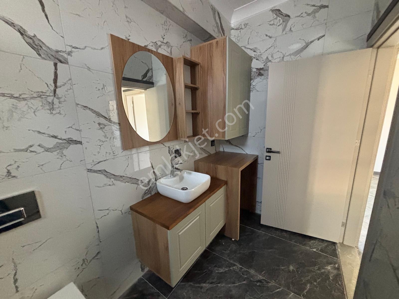 ▀▄mera Emlaktan Kadıköy Mah. Tam Müstakil Havuzlu Lüks 3+1 Villa - Görsel 32