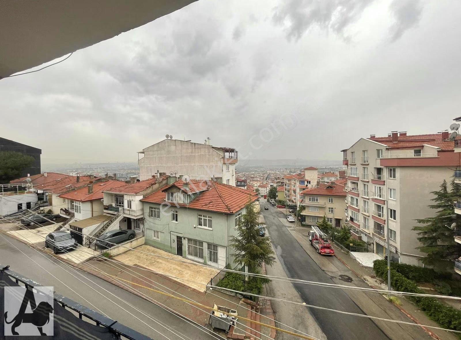 Arslan Emlaktan Karşıyakada 2+1 Manzaralı Kiralık Daire - Görsel 9