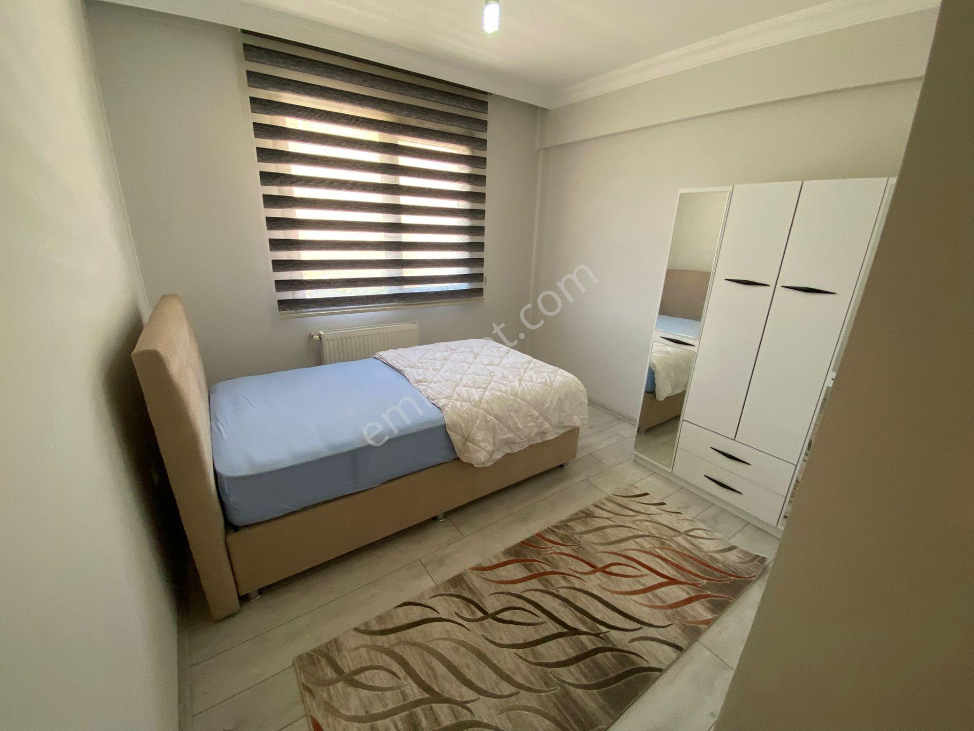 Buca Yaylacık Mah.de Heykel Meydan Yakını 2+1 85m2 Dgazlı Arakat Asansörlü Eşyalı Kiralık Daire - Görsel 8