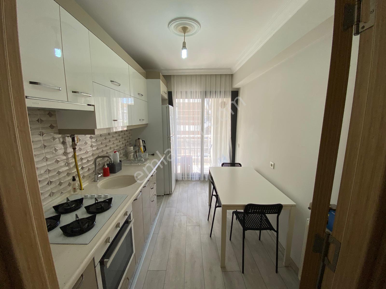 Buca Yaylacık Mah.de Heykel Meydan Yakını 2+1 85m2 Dgazlı Arakat Asansörlü Eşyalı Kiralık Daire - Görsel 21