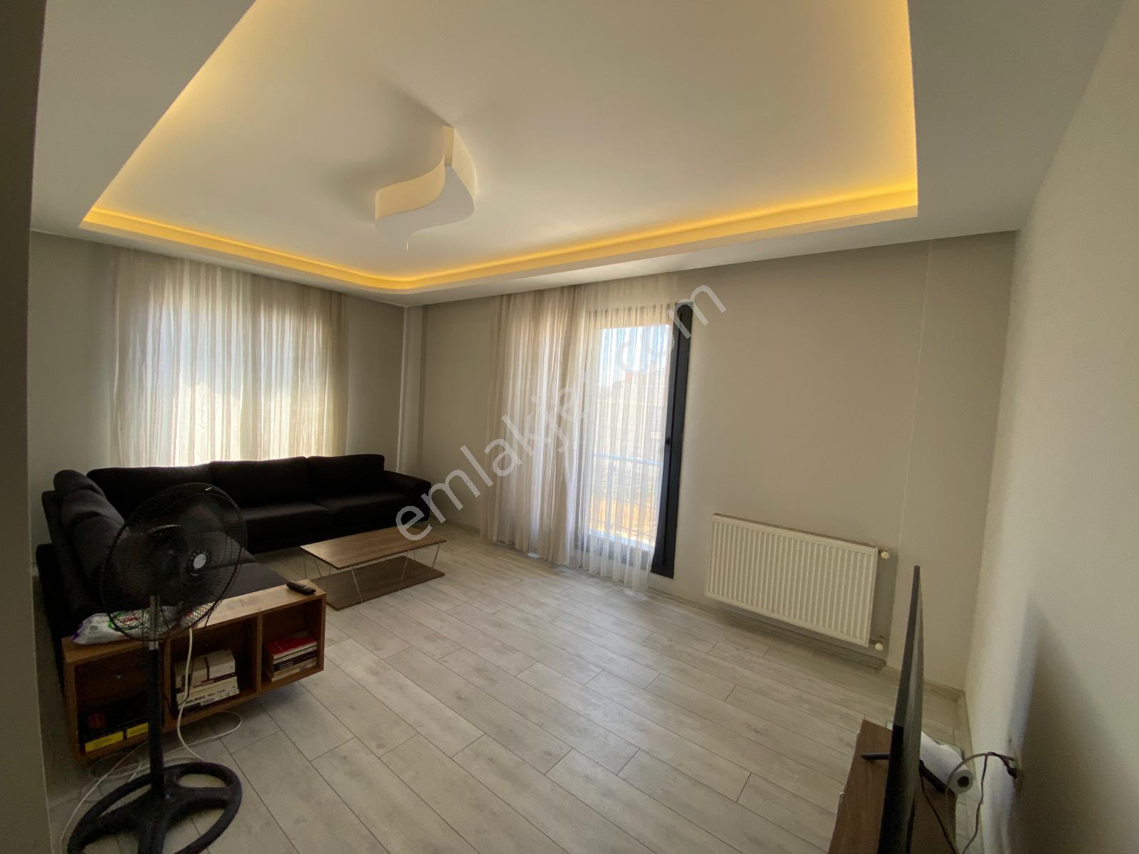 Buca Yaylacık Mah.de Heykel Meydan Yakını 2+1 85m2 Dgazlı Arakat Asansörlü Eşyalı Kiralık Daire - Görsel 4