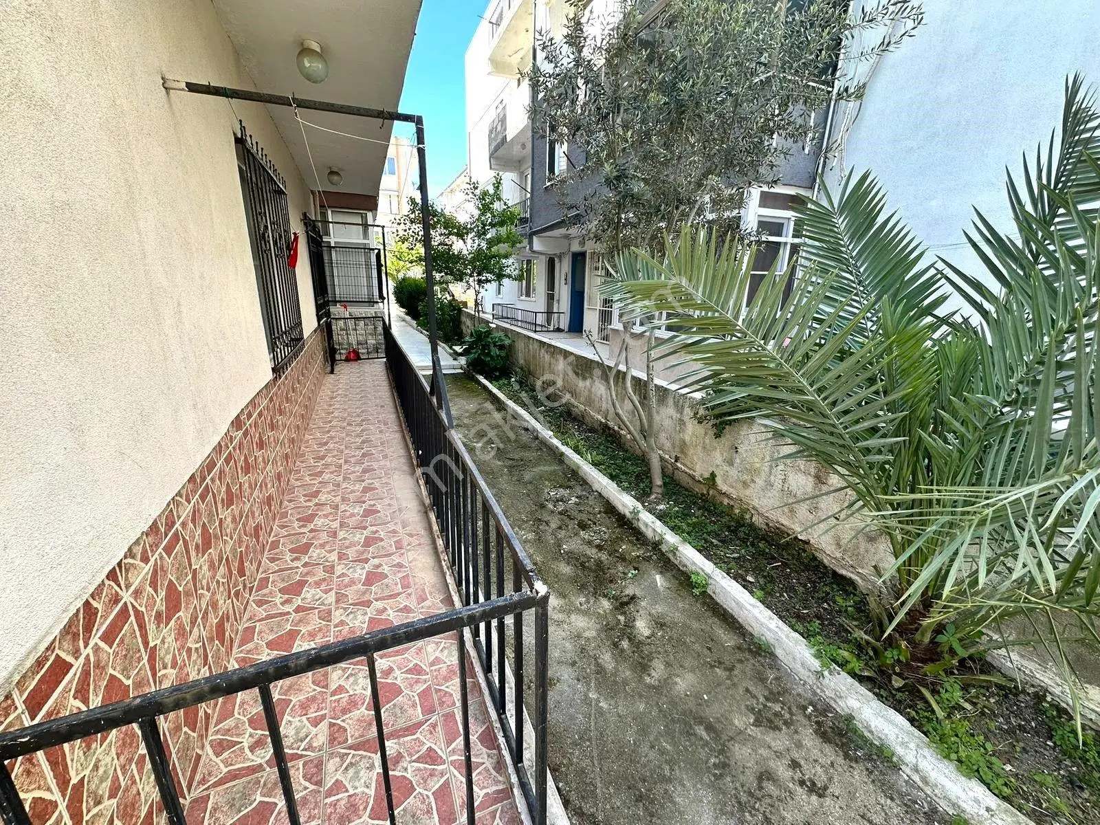 Yükselden Akçay Merkezde Bahçe Kullanımlı Denize 200mt 2+1 Daire - Görsel 19