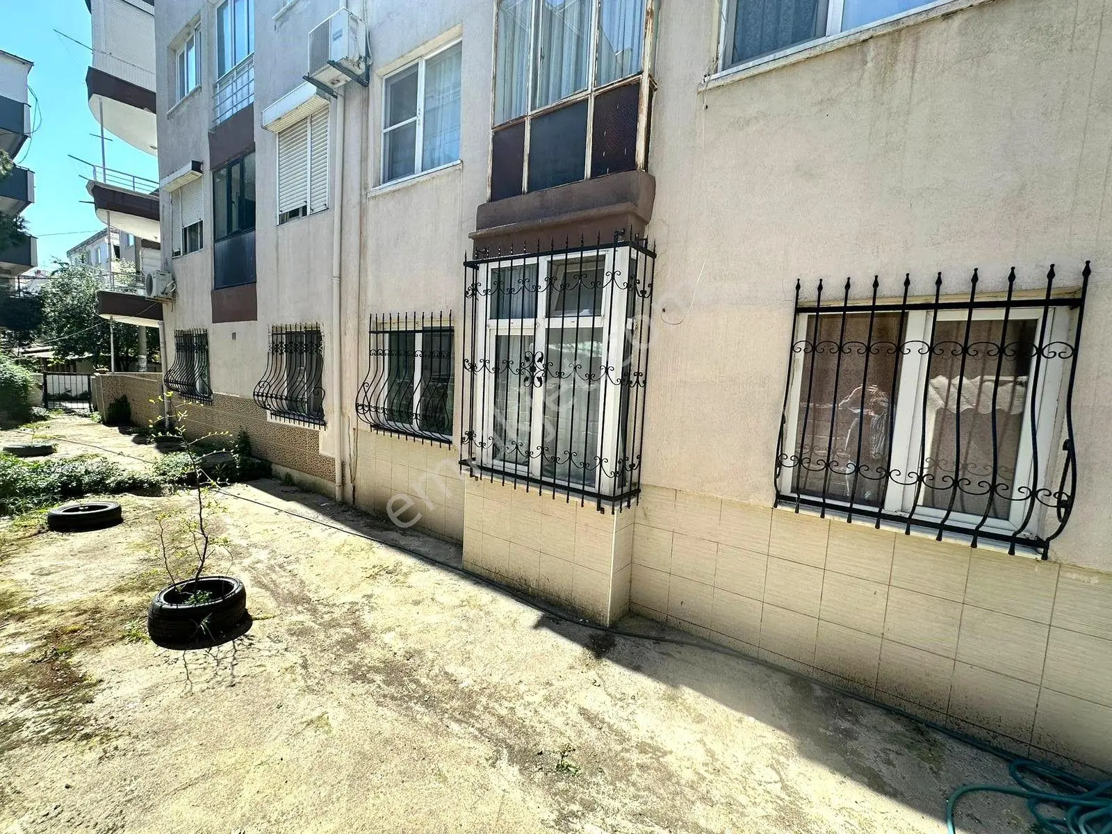 Yükselden Akçay Merkezde Bahçe Kullanımlı Denize 200mt 2+1 Daire - Görsel 12