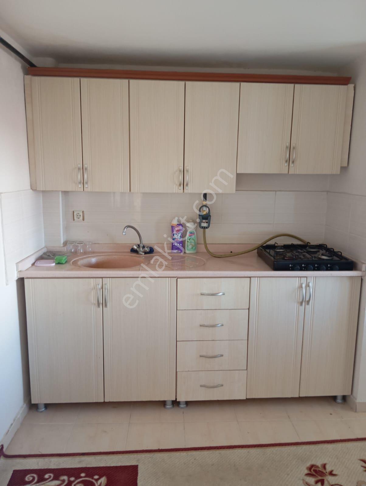 Aksaray Mahallesinde Eşyalı Kiralık Daire - Görsel 4