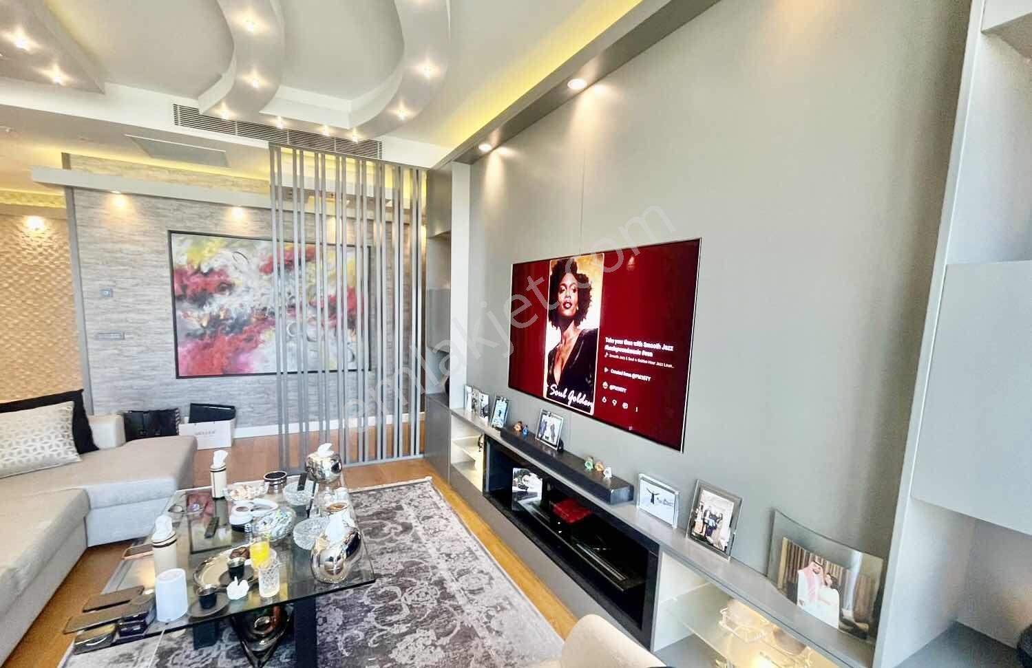 Skyland Satılık 2+1 Ultra Lüx Jakuzili Rezidans / Vadistanbul - Görsel 38
