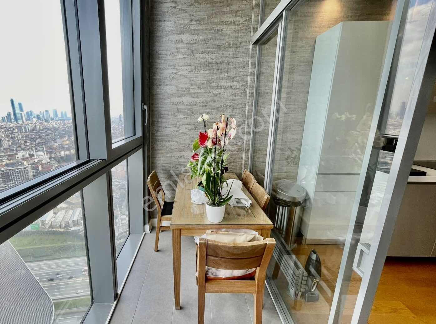 Skyland Satılık 2+1 Ultra Lüx Jakuzili Rezidans / Vadistanbul - Görsel 40