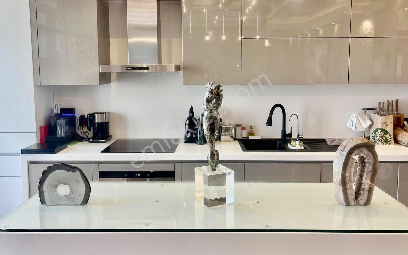 Skyland Satılık 2+1 Ultra Lüx Jakuzili Rezidans / Vadistanbul - Görsel 30