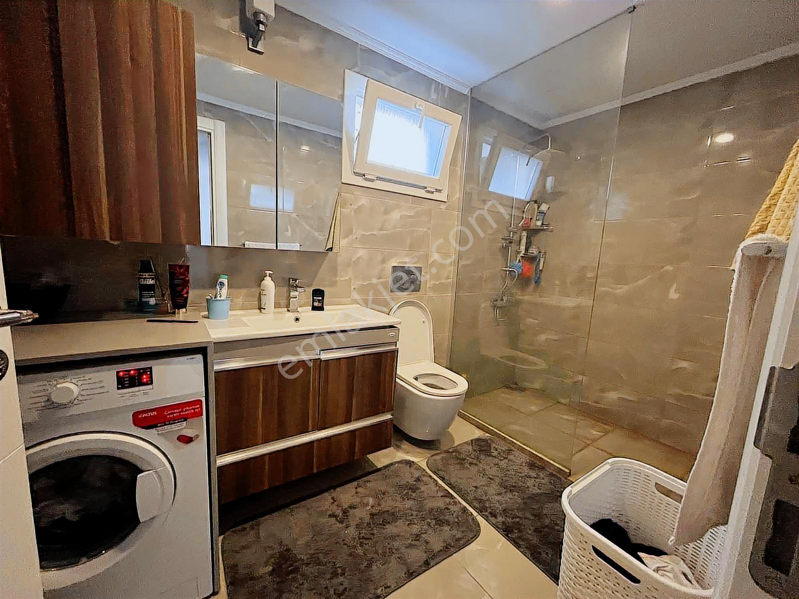 Kuşadasında Deniz Manzaralı Ful Eşyalı Ters Dublex 3+1. Villa - Görsel 10