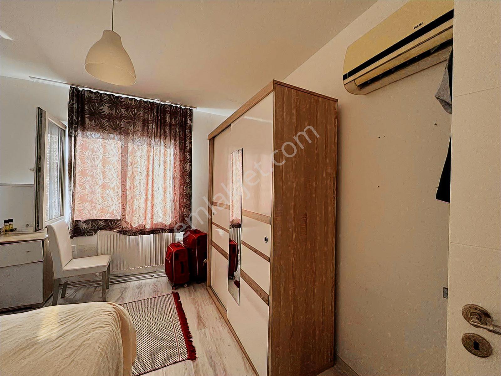 Kuşadasında Deniz Manzaralı Ful Eşyalı Ters Dublex 3+1. Villa - Görsel 16