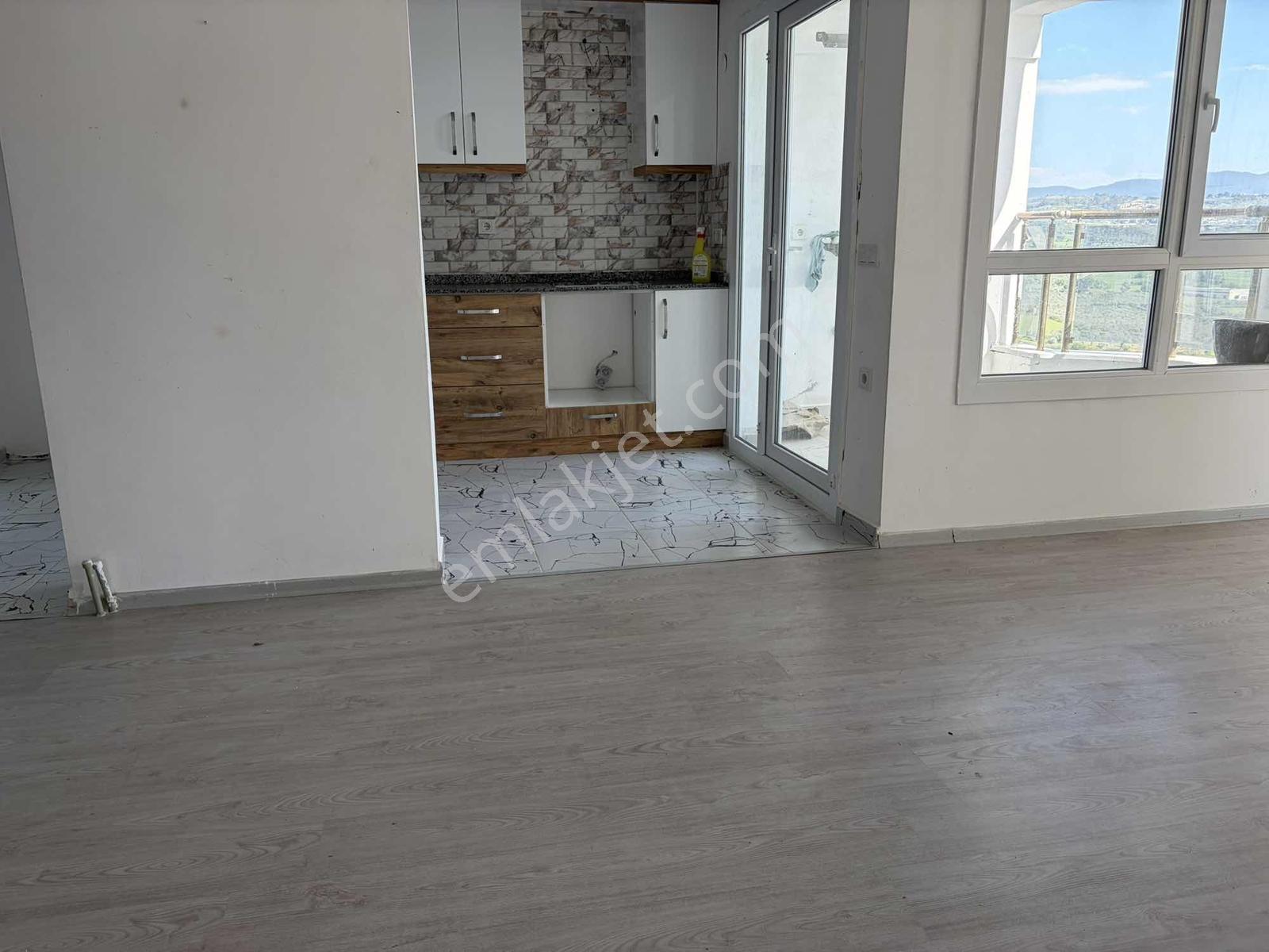 Kuşadası Uydukent De Yeni 6. Katta Deniz Manzaralı 2+1 Daire - Görsel 12