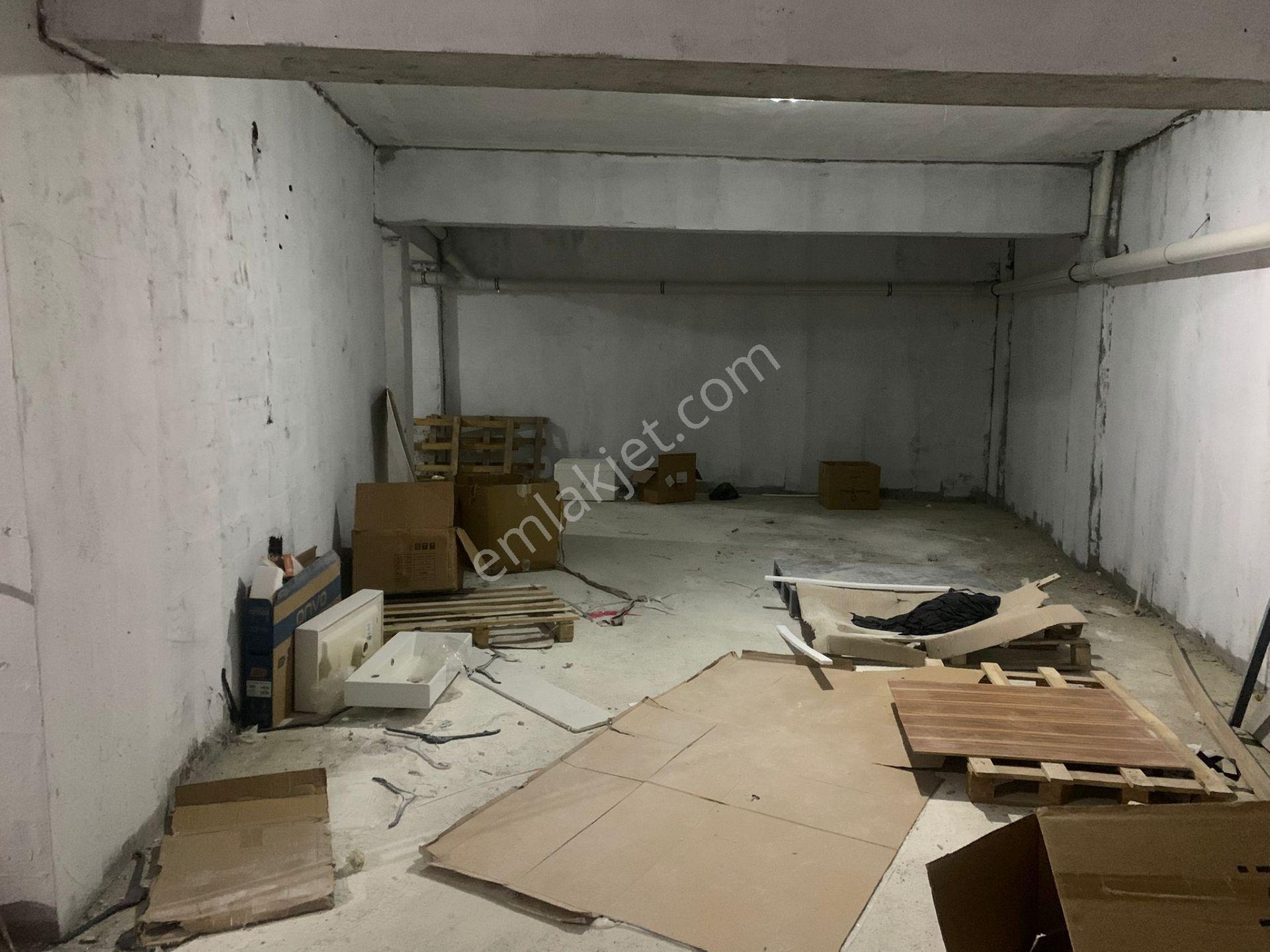 Reşadiye Esnaf Sokağında 187m2 Kiralık Dükkan - Görsel 17