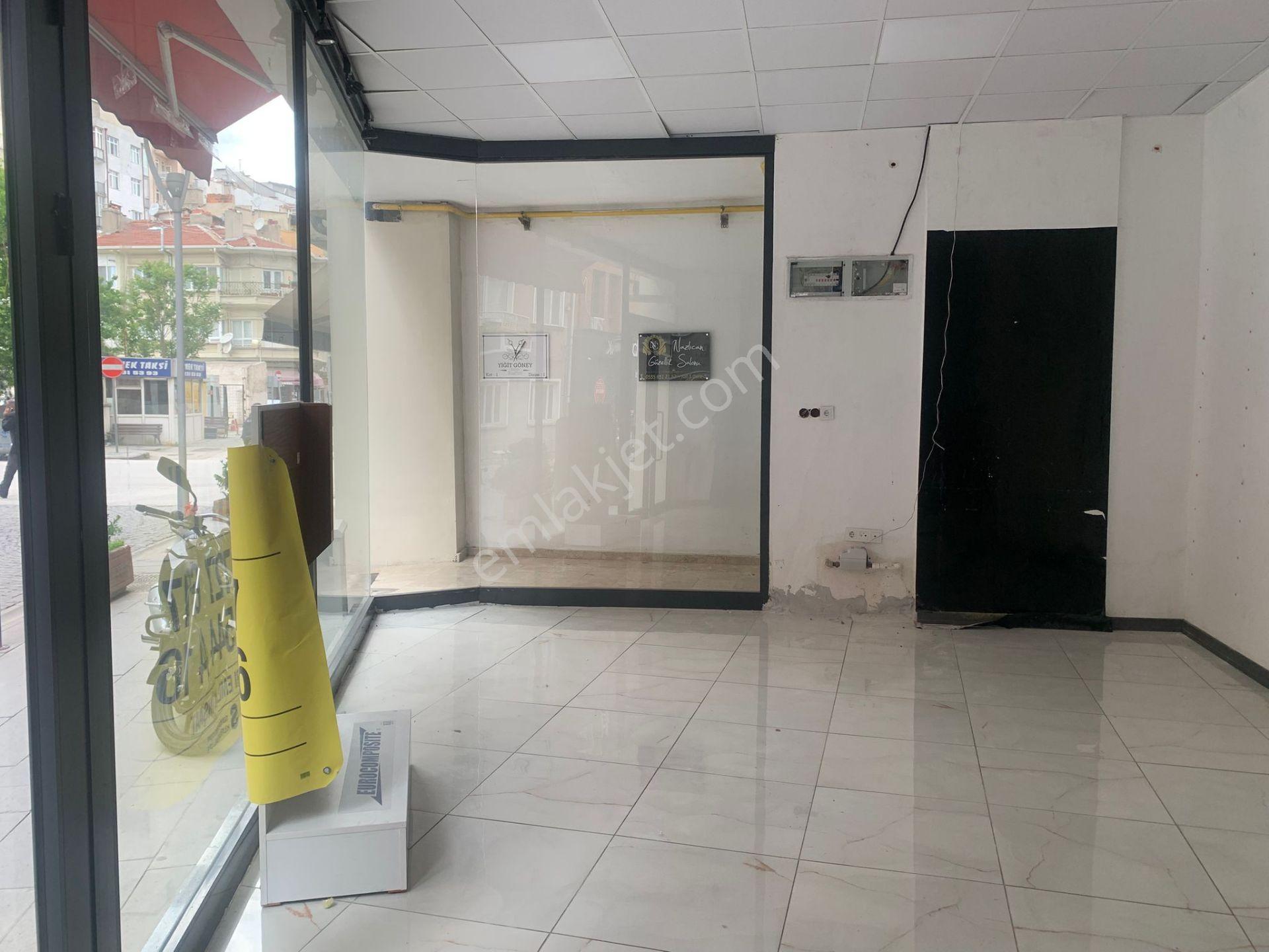 Reşadiye Esnaf Sokağında 187m2 Kiralık Dükkan - Görsel 19