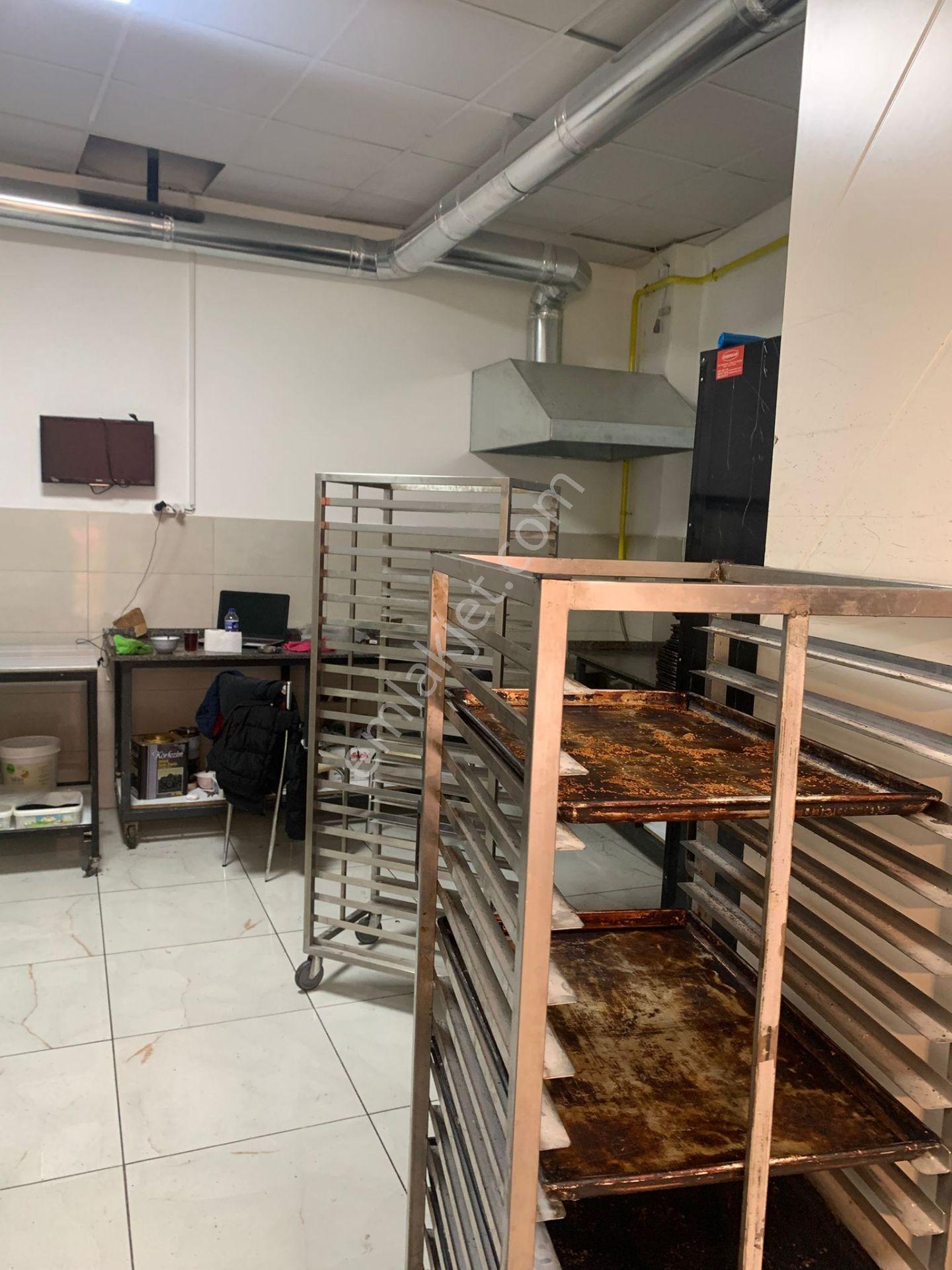 Reşadiye Esnaf Sokağında 187m2 Kiralık Dükkan - Görsel 11