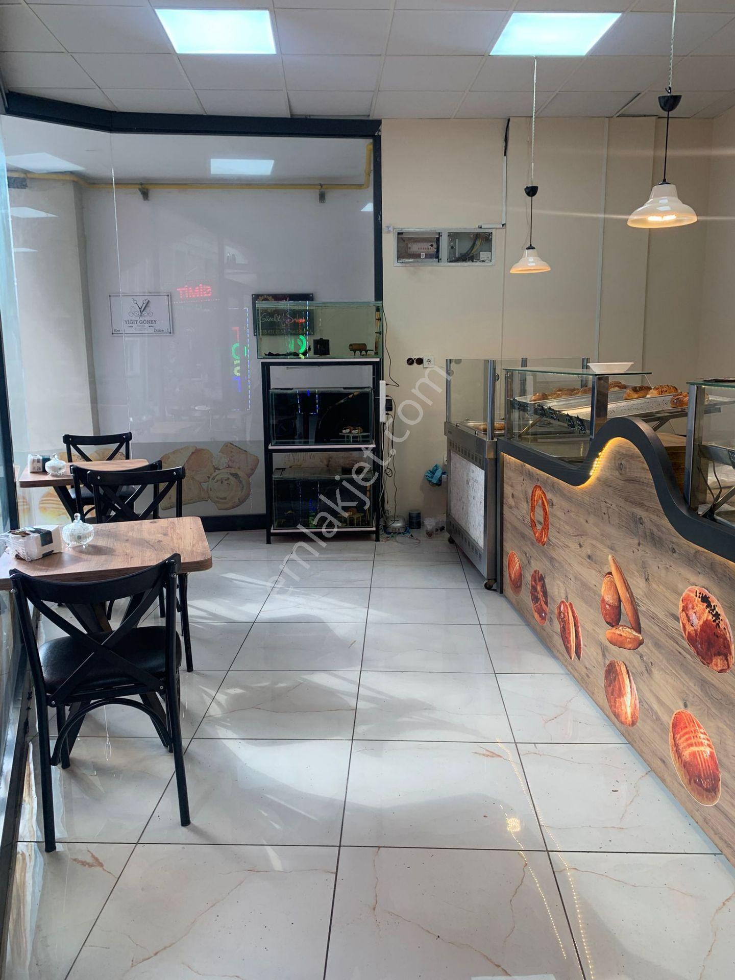 Reşadiye Esnaf Sokağında 187m2 Kiralık Dükkan - Görsel 9