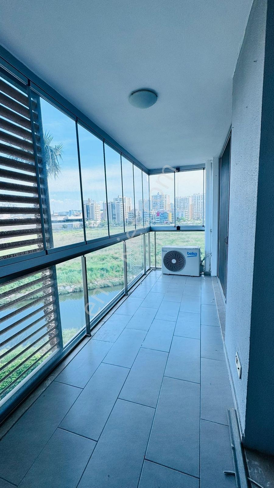 Modda Mavişehirde Havuz Manzaralı Kiralık Geniş Tip 2+1 Daire - Görsel 24