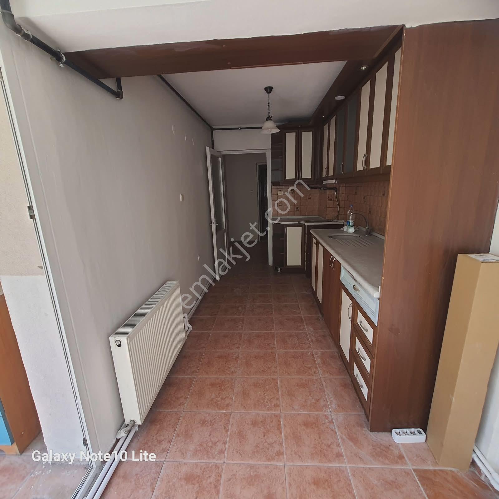 Manavkuyuda Site İçerisinde Doğalgazlı 3+1 Kiralık Daire - Görsel 23