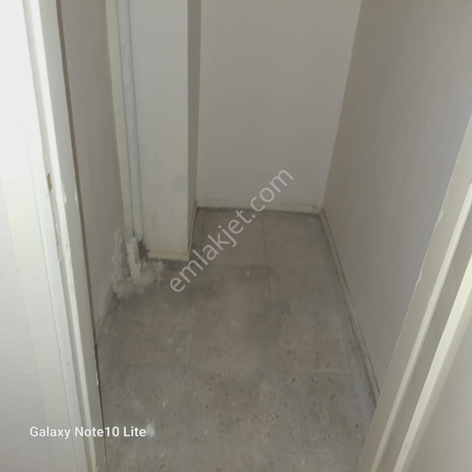 Manavkuyuda Site İçerisinde Doğalgazlı 3+1 Kiralık Daire - Görsel 8