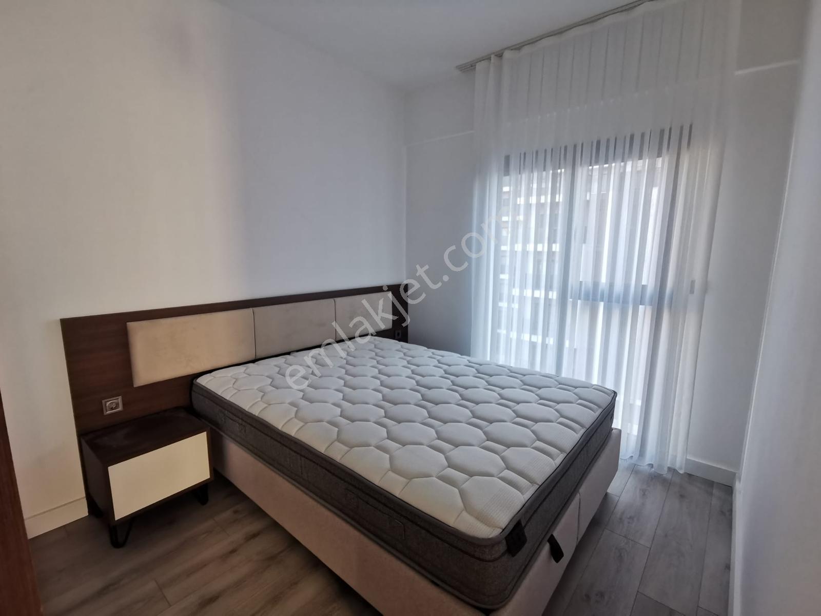 Buca North City'de Eşyalı Satılık 1+1 Daire - Görsel 15