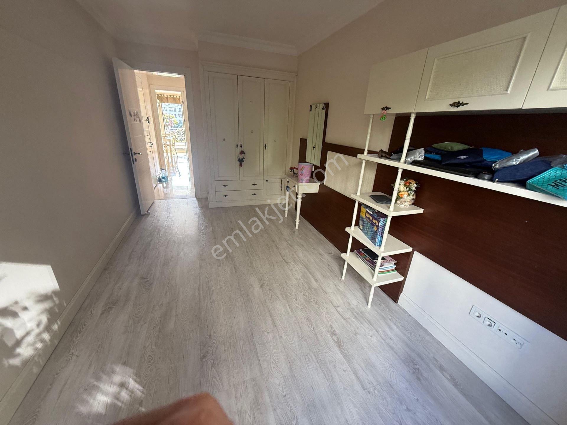 Atakent İstanbul Sarayları Yalı Dairesi 200m2 4+1 Satılık Daire - Görsel 9