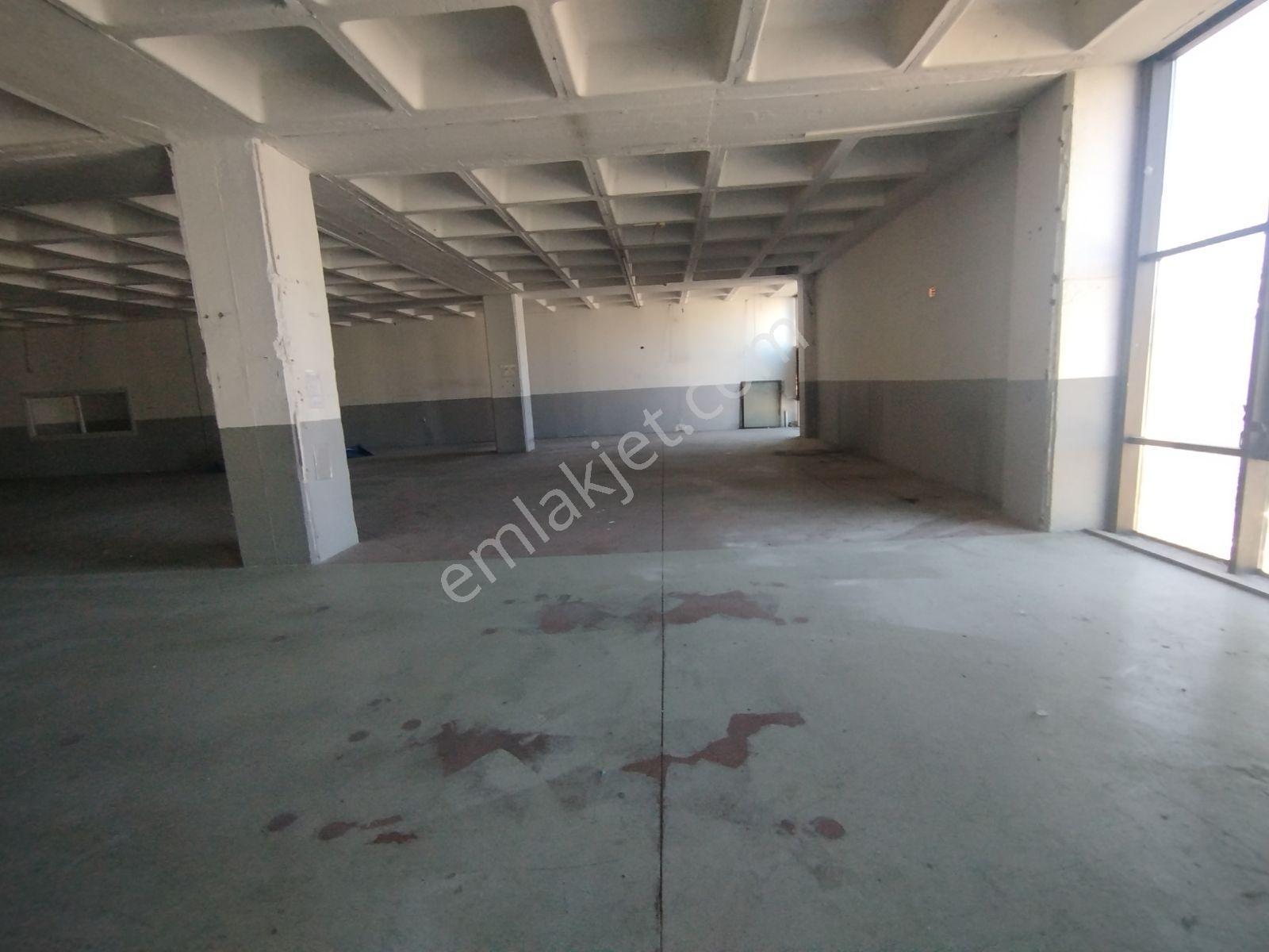 Beysan Sanayi Sitesinde İskanlı 2050 M2 İmalathane &depo - Görsel 34