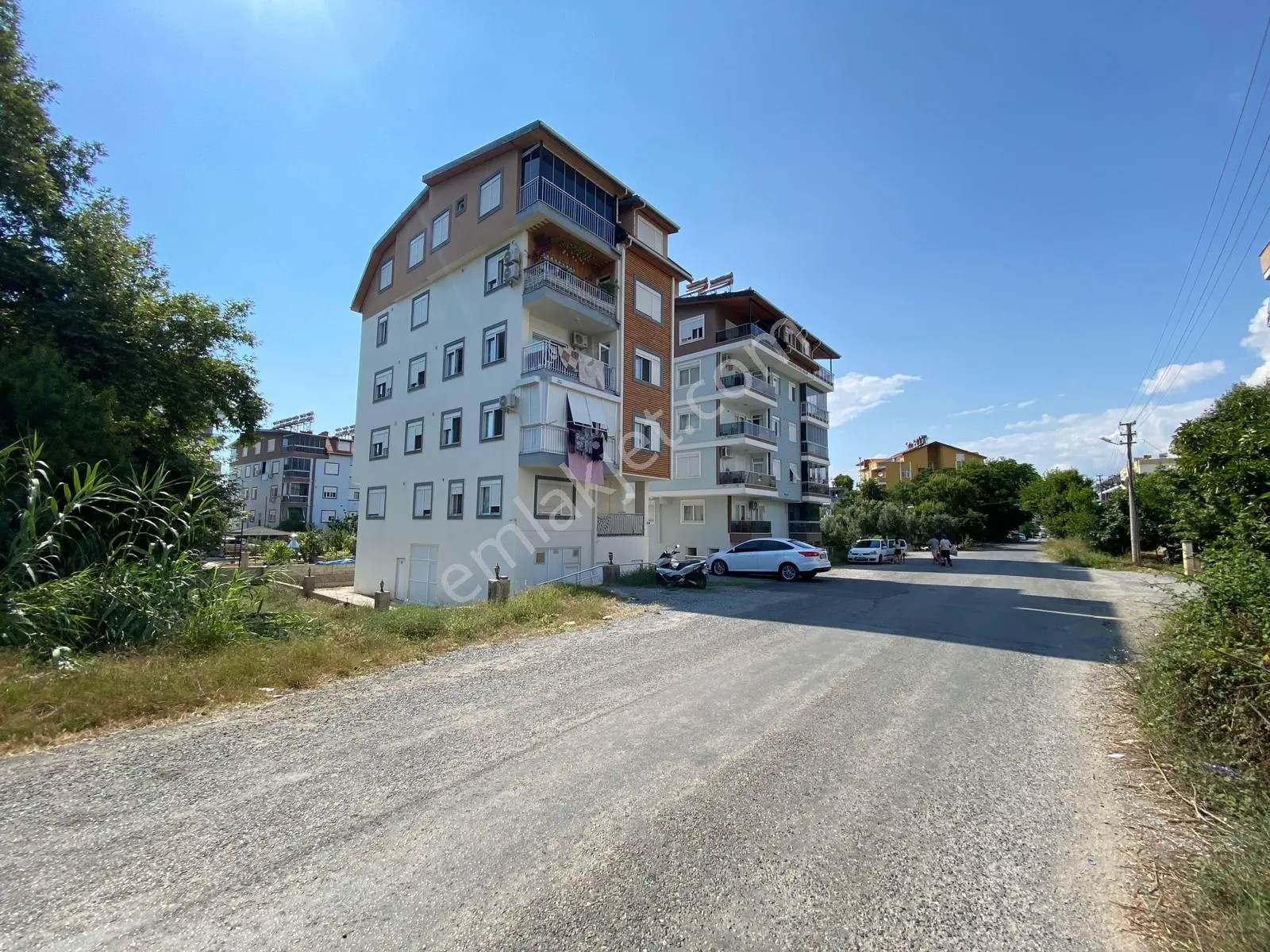 Tasarımıyla Fark Yaratan, Özel Garajlı Full Eşyalı, Köşe 1+1 - Görsel 2