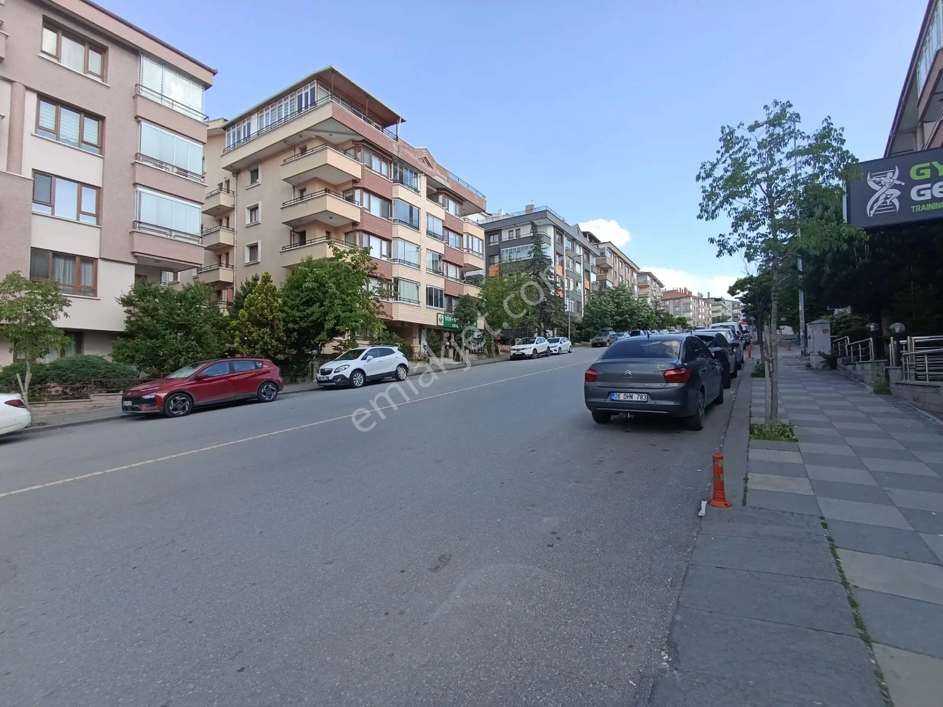 Çankaya Ata Mah.lizbon Cad.üzerinde Kapalı Otoparklı Kiralık - Görsel 3