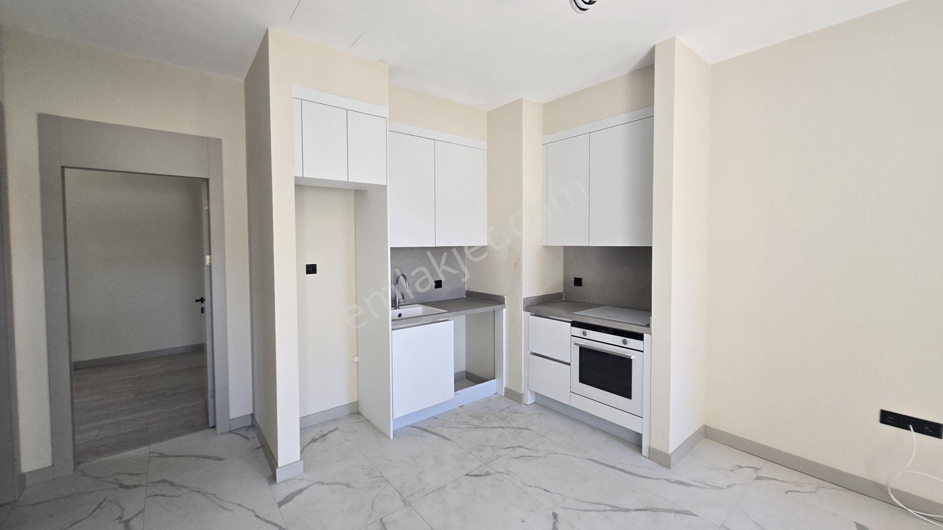 İzmir Çınarlı Modda Port'ta 2+1 Ofis / İş Yeri Kiralık - Görsel 13