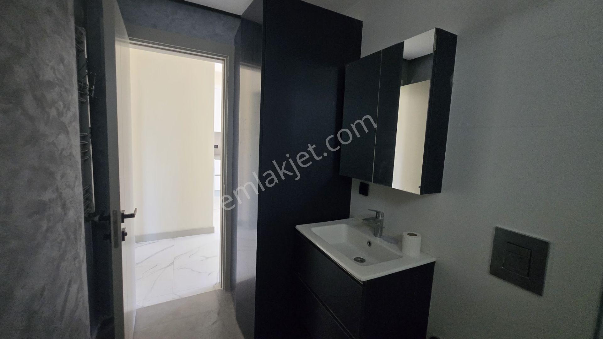 İzmir Çınarlı Modda Port'ta 2+1 Ofis / İş Yeri Kiralık - Görsel 19