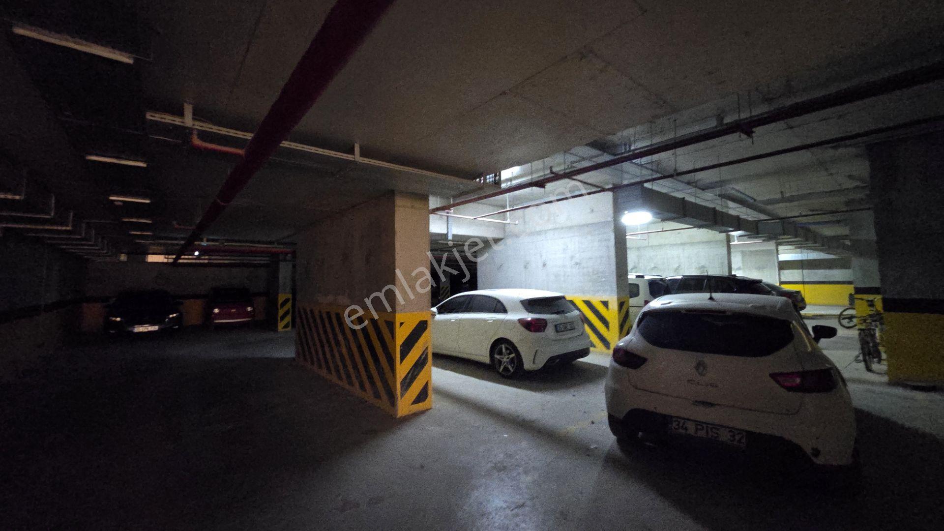 İzmir Çınarlı Modda Port'ta 2+1 Ofis / İş Yeri Kiralık - Görsel 23