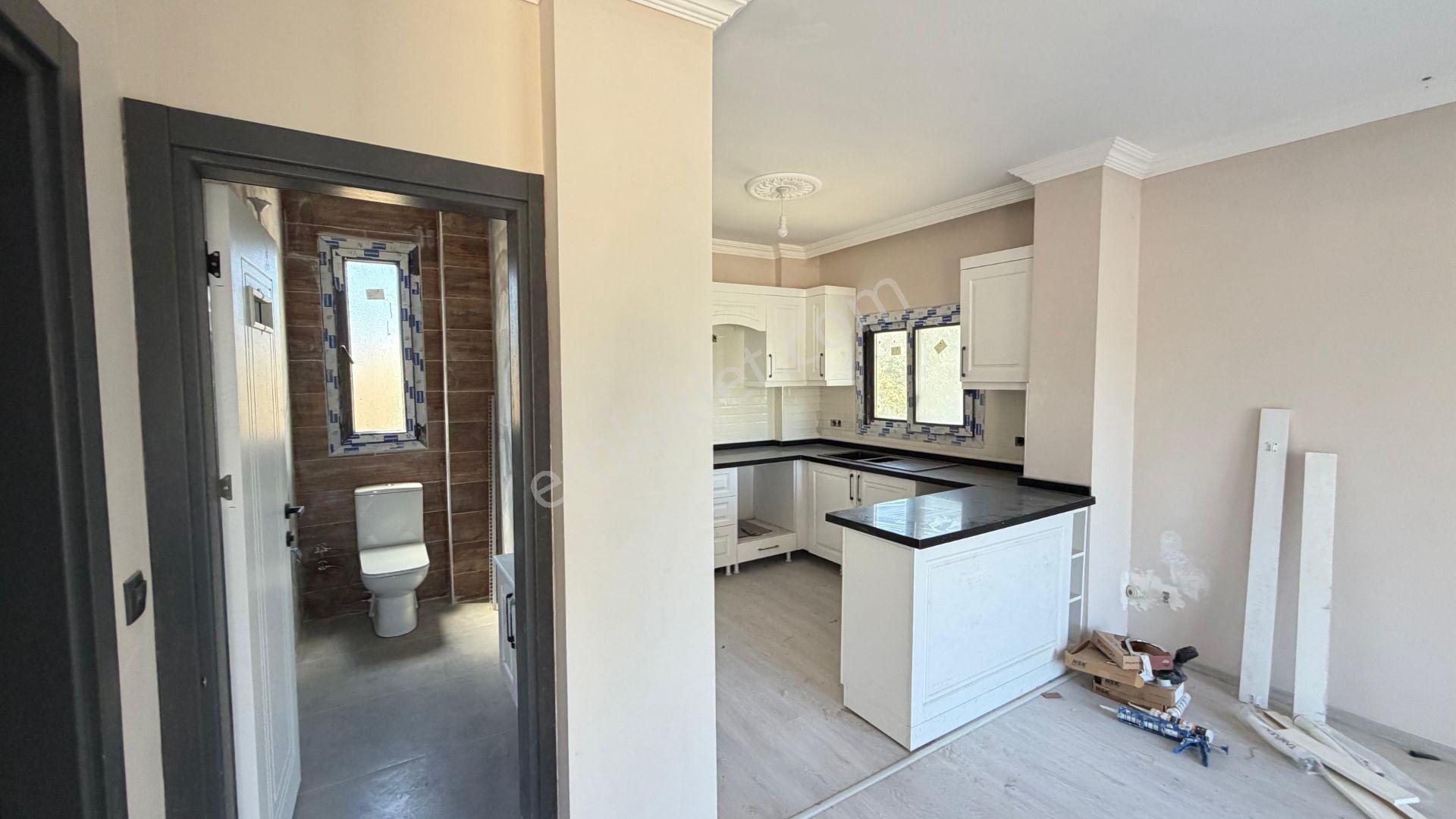 Karaburun Mordoğan'da 3+1 Satılık Müstakil Villa - Görsel 14